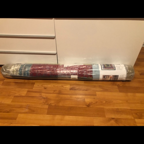 Modern Area Rug - Picture 4 of 4